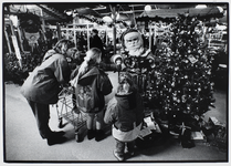 351309 Afbeelding van een kerstmarkt in het Tuincentrum Overvecht (Gageldijk 3) te Utrecht.